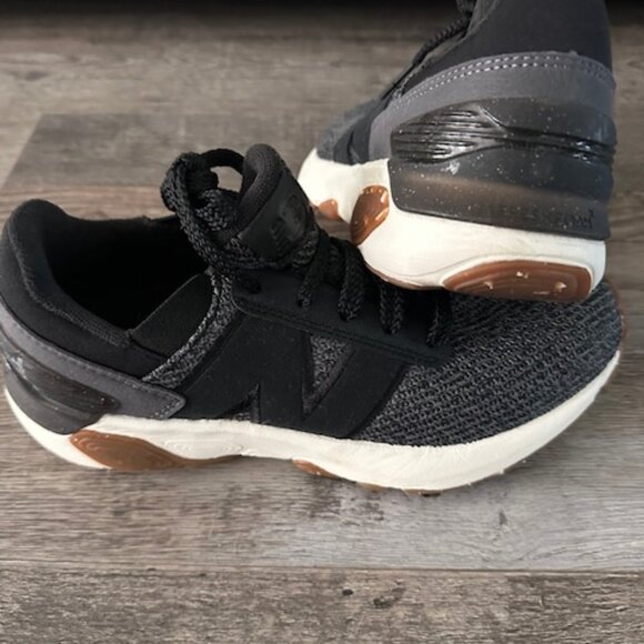 Womens New Balance New - Picture 1 of 1